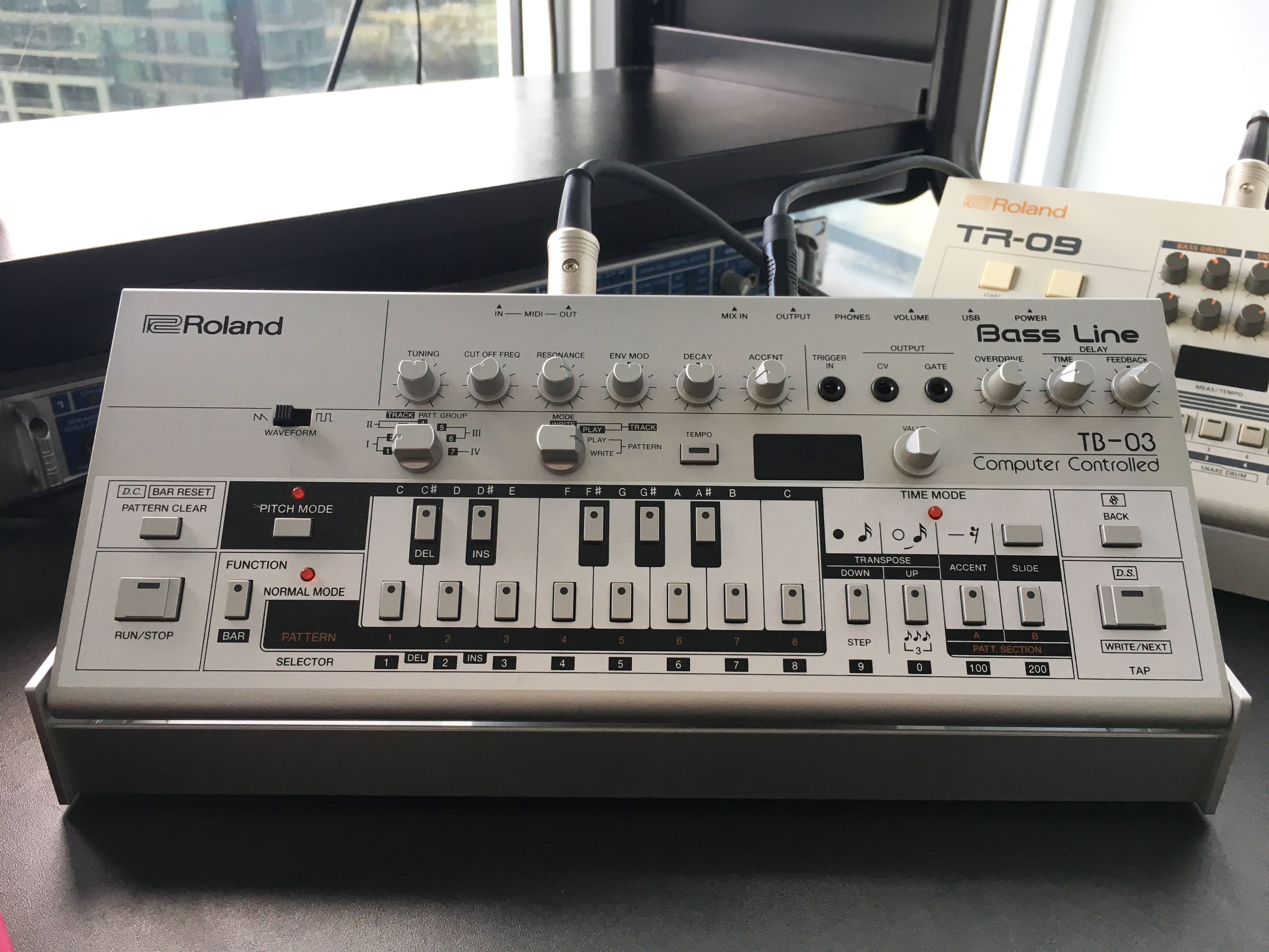 Getting Started With the Roland TB-03 Synth : Ask.Audio