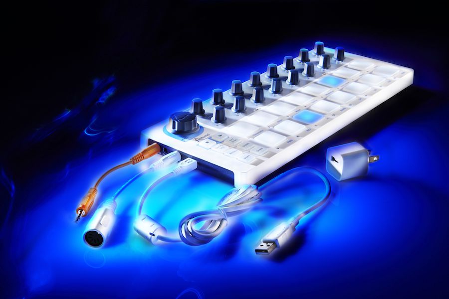 The Beatstep features CV, MIDI and USB connections.