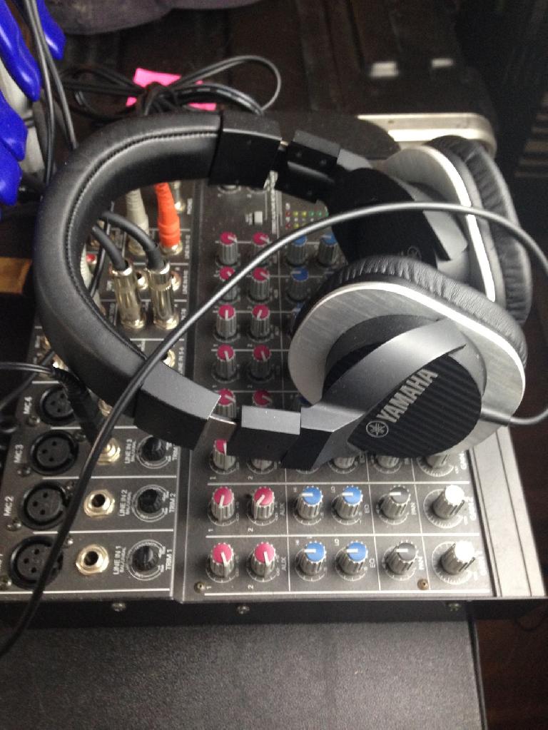 mixing only with headphones?