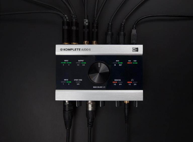 NI Komplete Audio 6