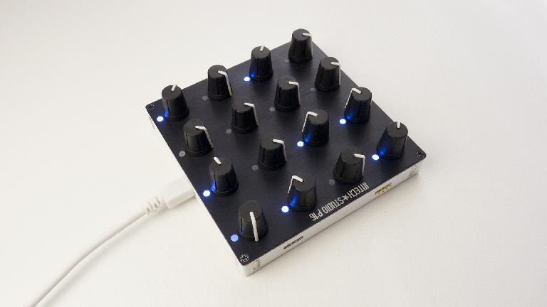midi controller with lots of knobs