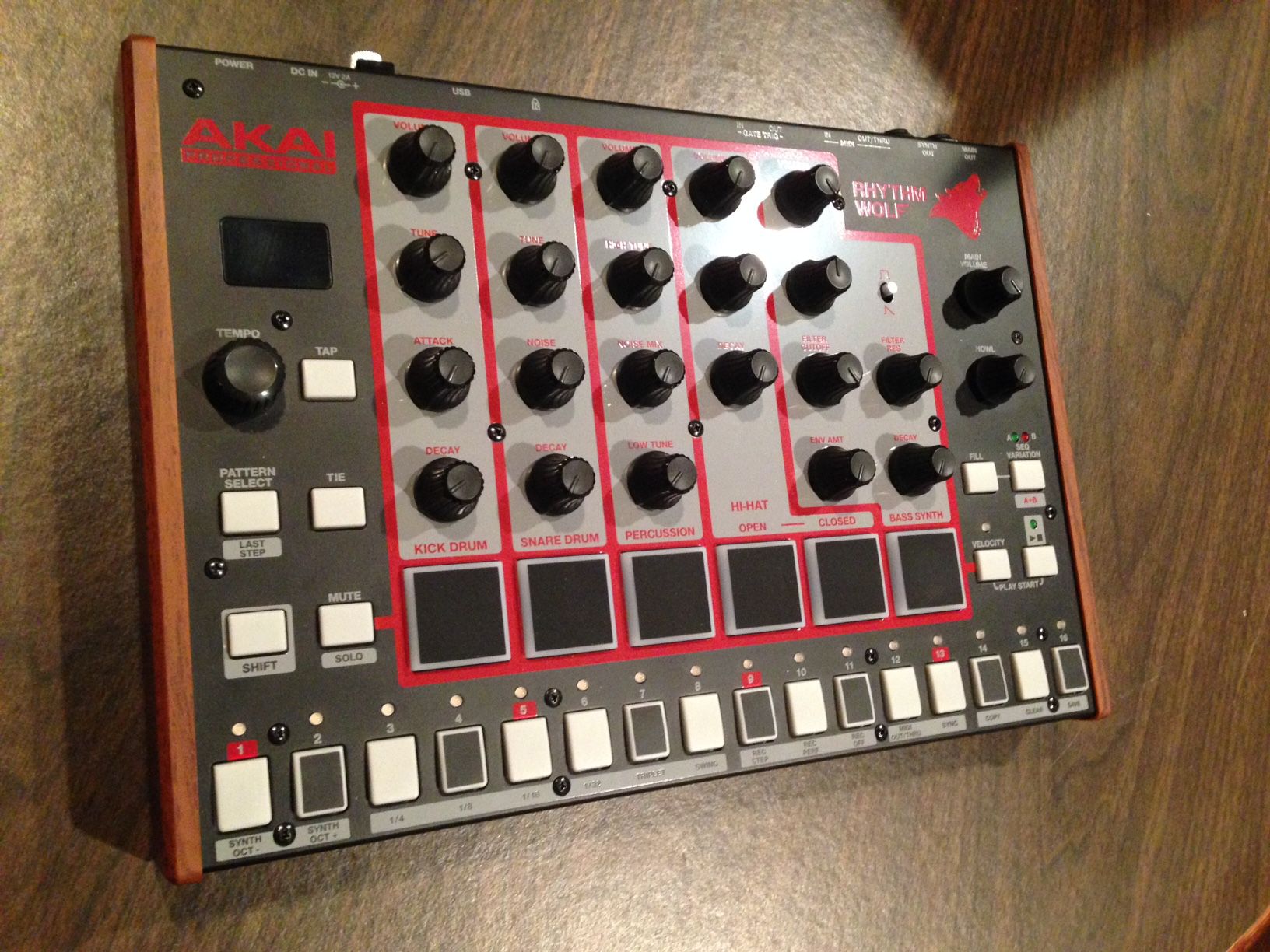 Akai wolf drum deals machine