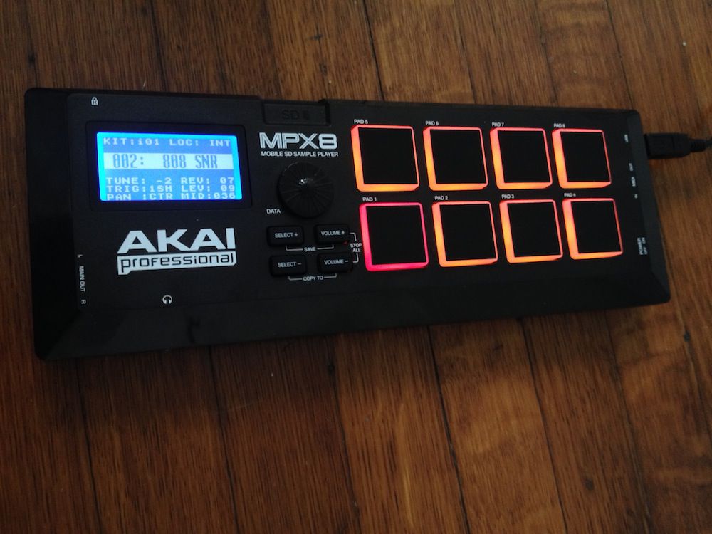 Review: Akai MPX8 Mobile SD Sample Player