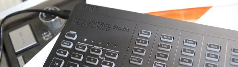 Korg nanoKontrol Studio mobile MIDI controller