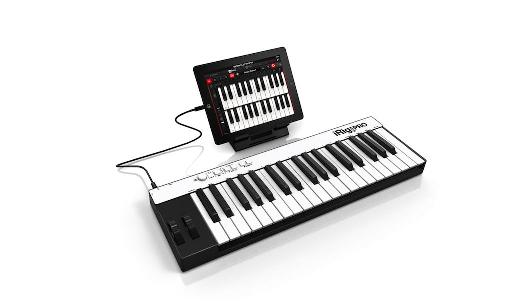 iPad connected to iRig Keys Pro