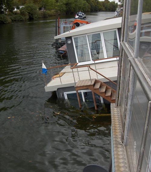 David O’Brien's houseboat back in 2010.