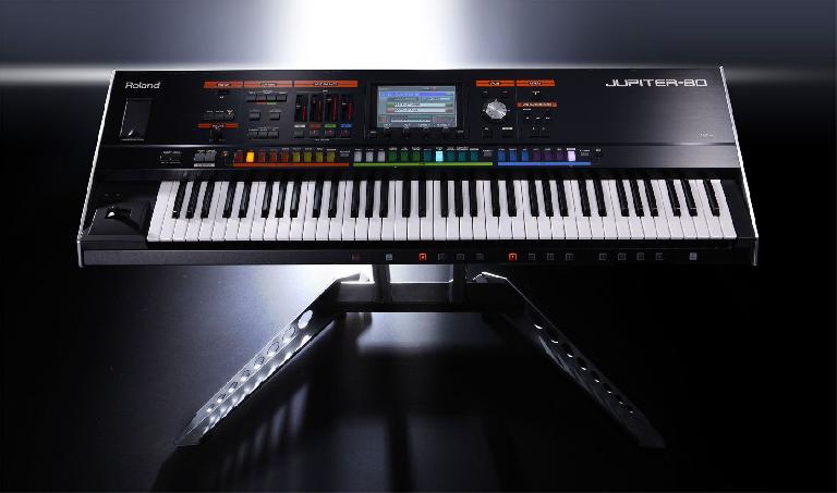 Roland Jupiter-80