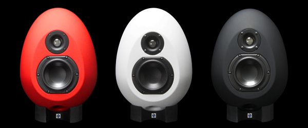 Three Color Sonic Munro Egg 100s: red, white and black.