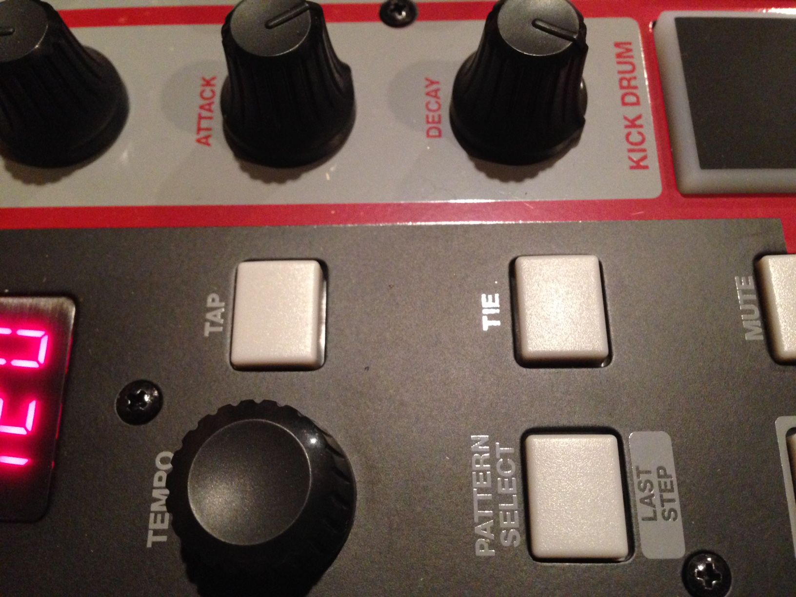 Review: Akai Professional Rhythm Wolf : Ask.Audio