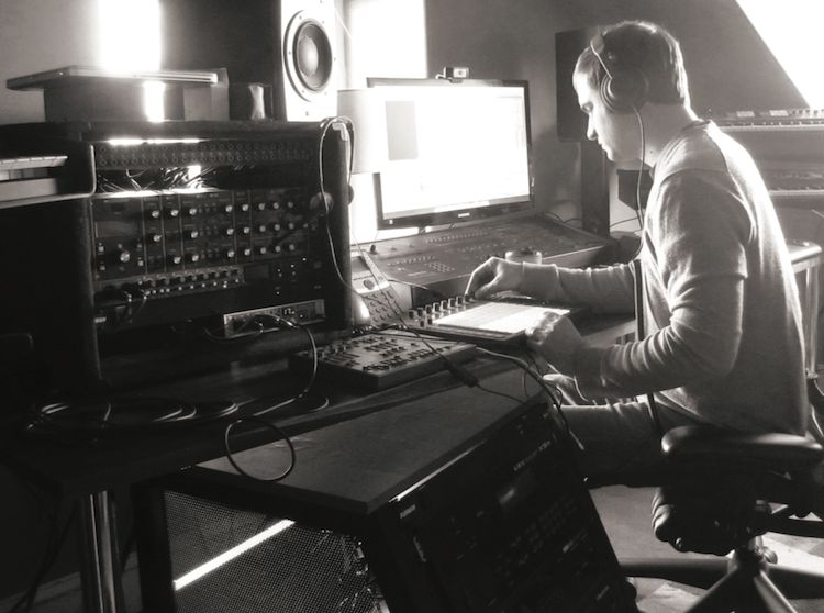 Jesse Terry using Push as the hub of his production studio.