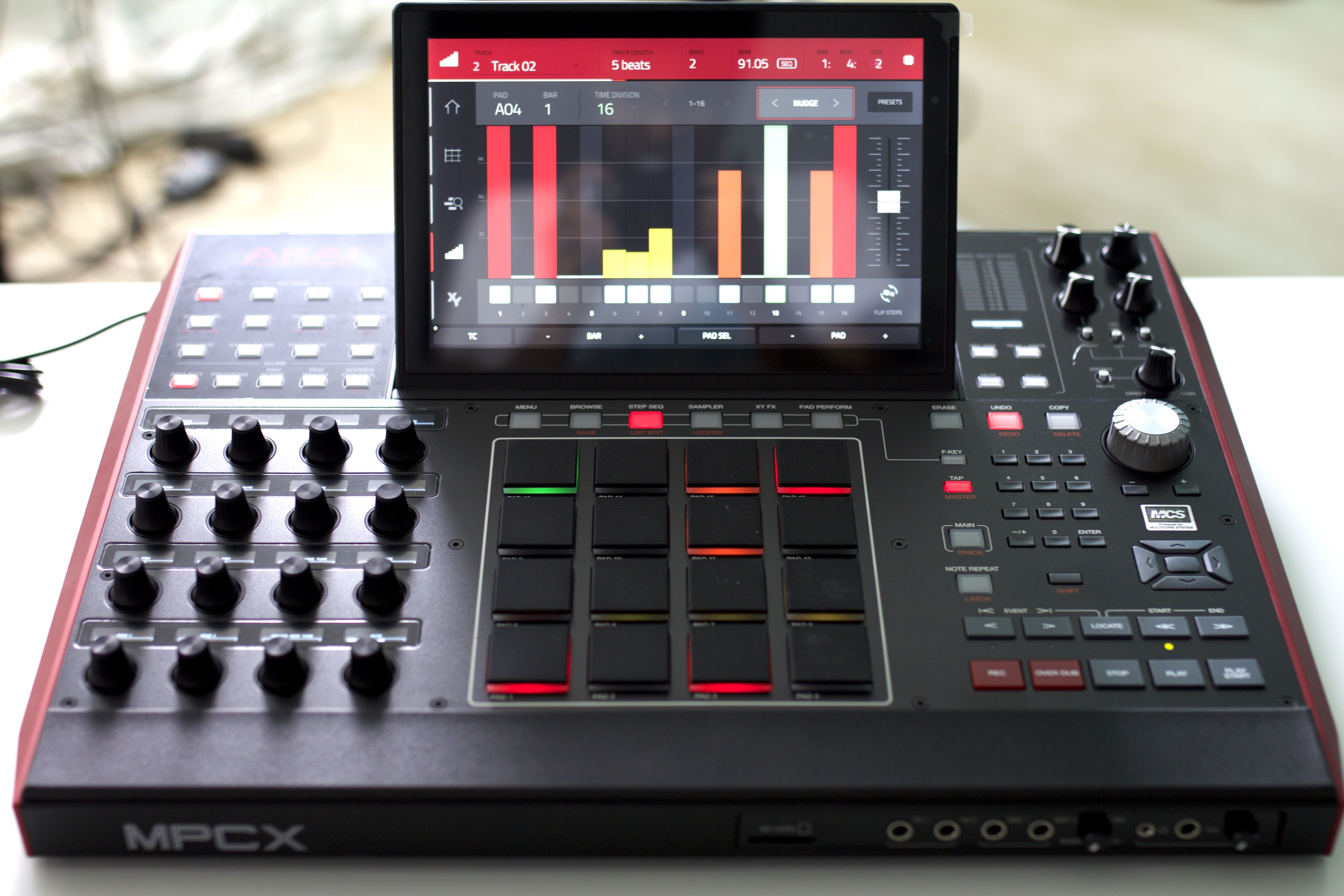 can mpc live and black use mpc 2 software
