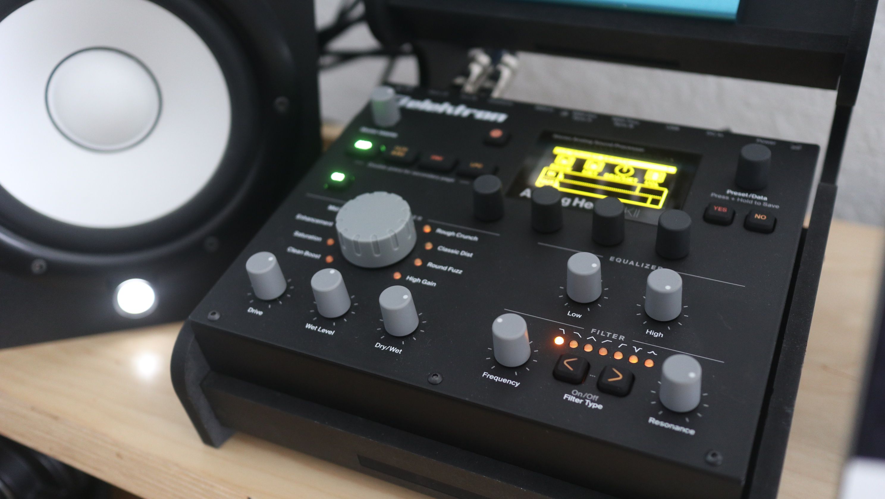 Review: Elektron Analog Heat MKII : Ask.Audio