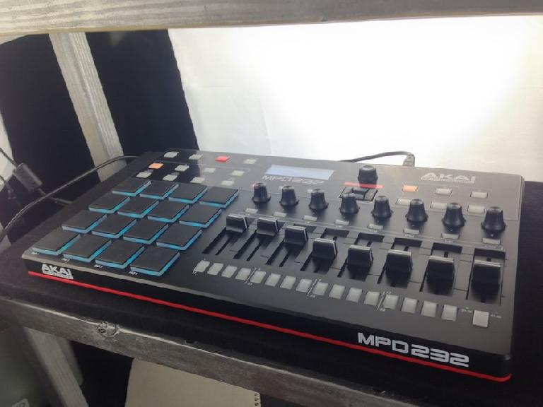 Akai Pro MPD232