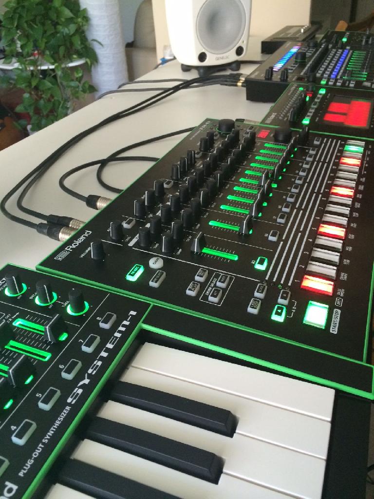 Composing Techno with AIRA: TR-8, TB-3 and MX-1