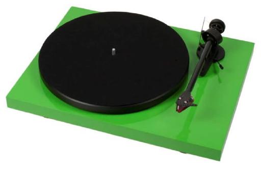 Pro-Ject turntable