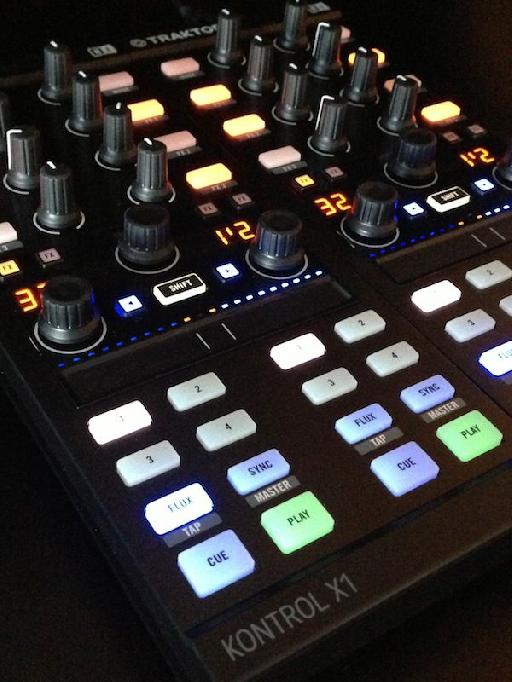 Review: Traktor Kontrol X1 MK2