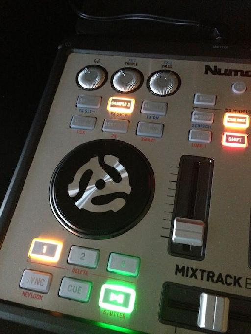 Revisão: Numark MixTrack Borda