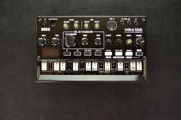 Korg Volca Kick Analogue Kick Generator w/ Power Supply